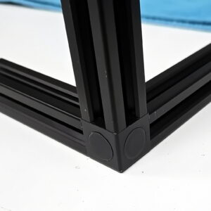Stable corner connector for aluminum extrusion profile (2020), black.